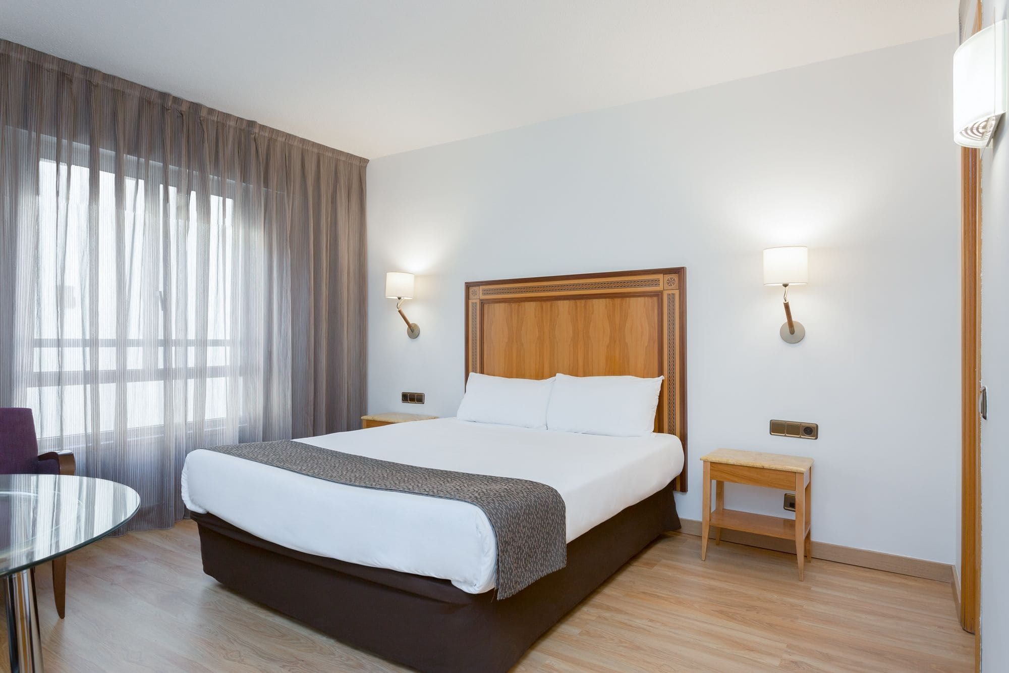 Apartamentos Leganitos Madrid Extérieur photo