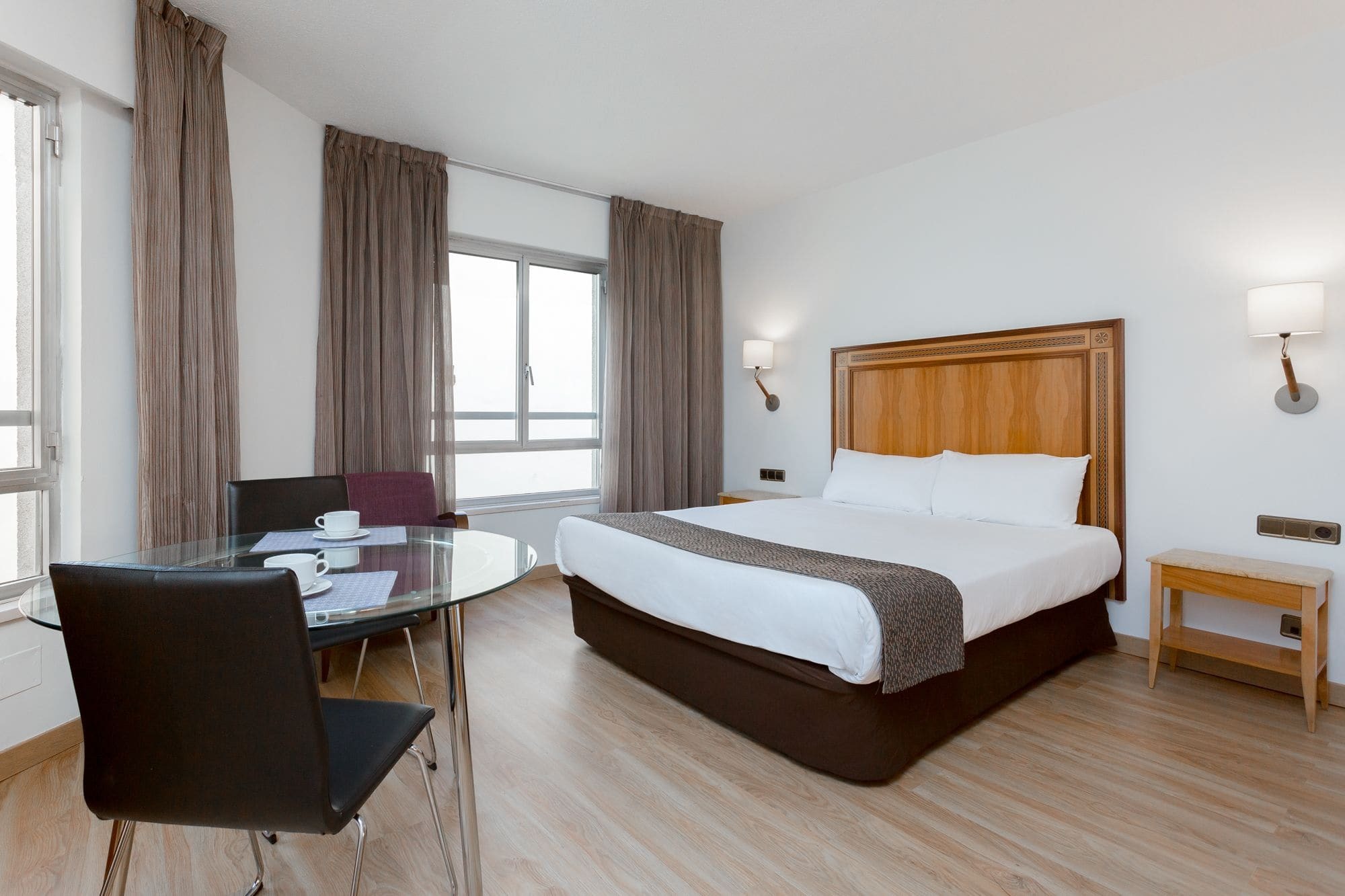 Apartamentos Leganitos Madrid Extérieur photo